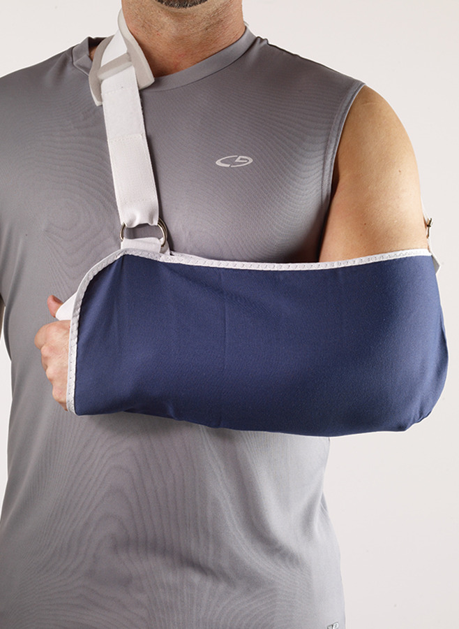 Arm Sling with Shoulder Abduction Pillow SQ1-H025